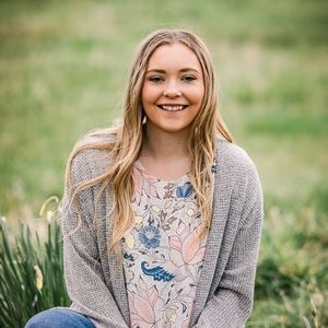 Meet your Posher, Lauren